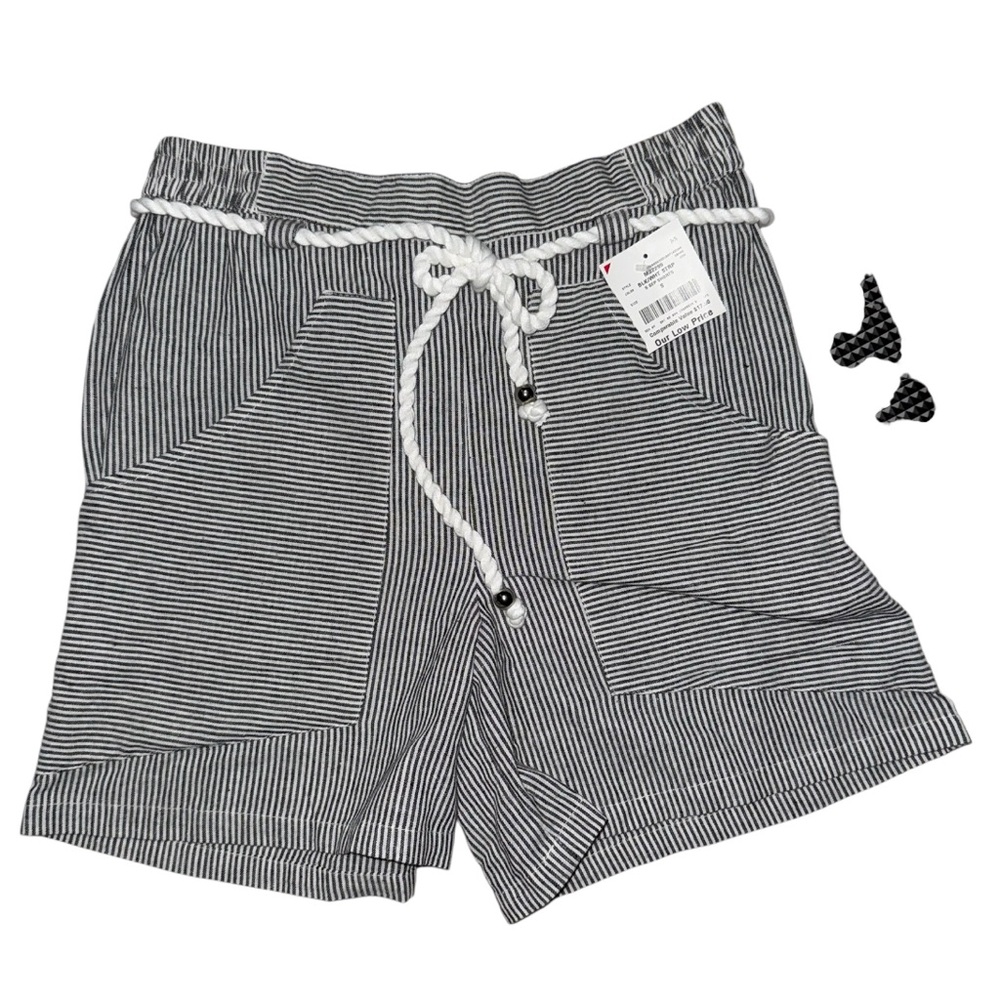 Deja Bleu striped shorts NEW